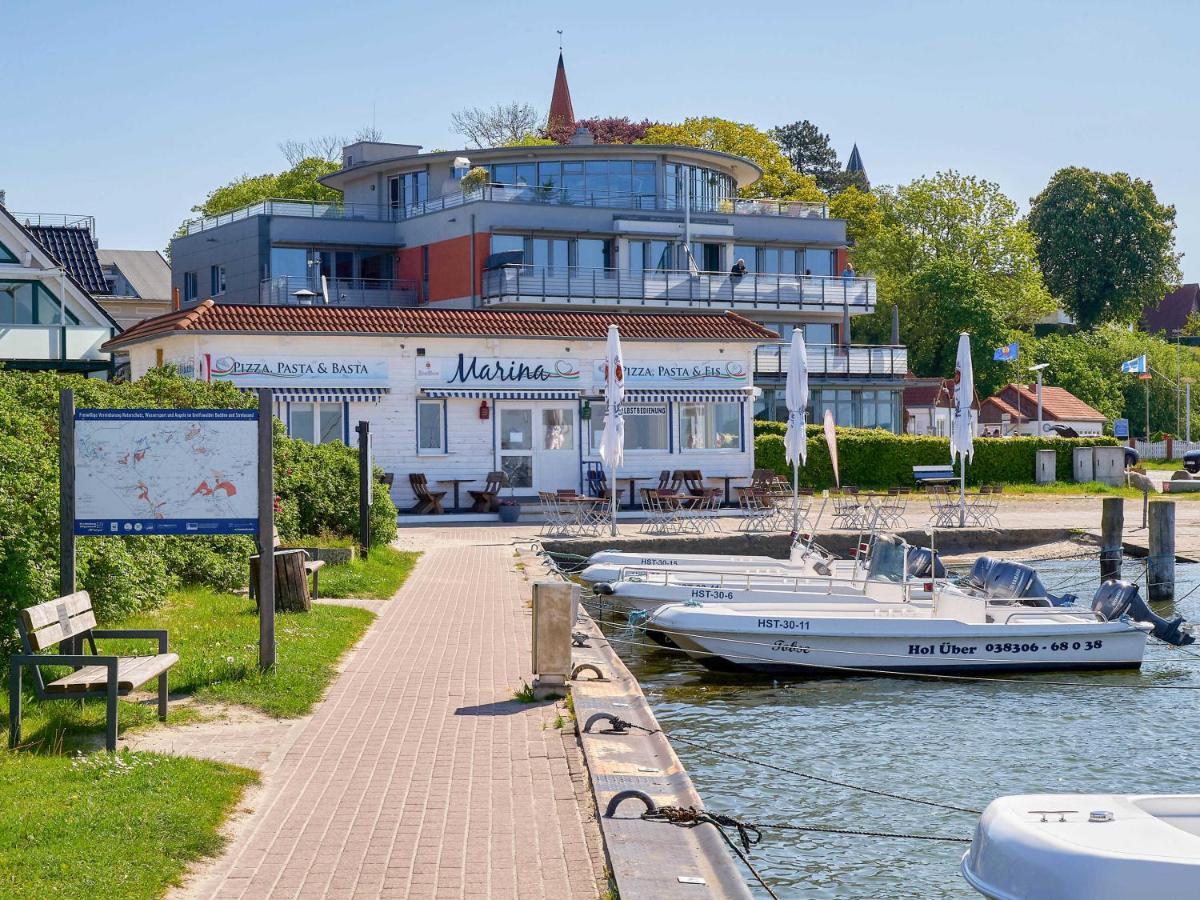 Haus Putbus In Altefaehr - Wg 3 Mit Panoramablick Appartement Buitenkant foto